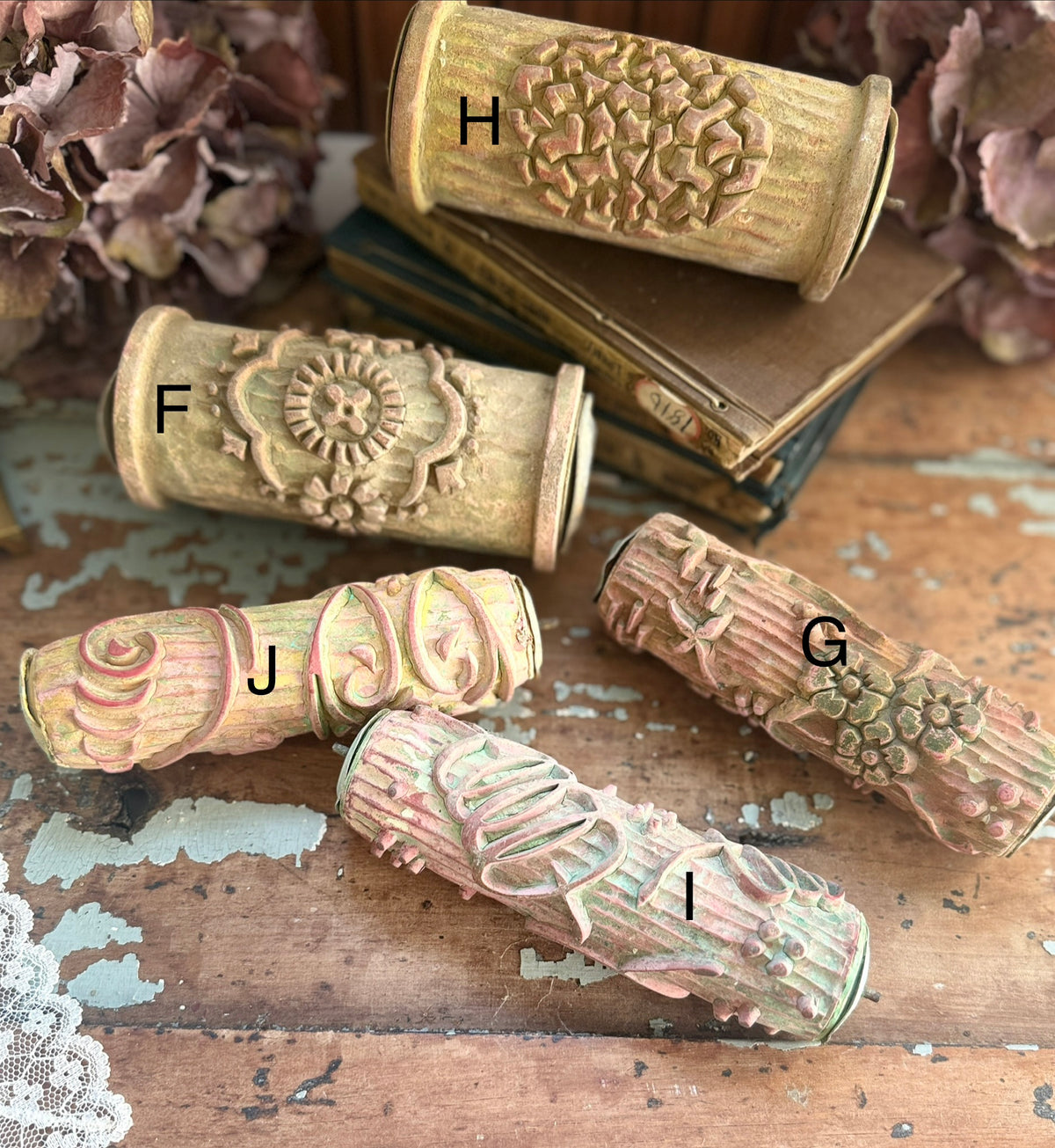 Vintage Wallpaper Roller