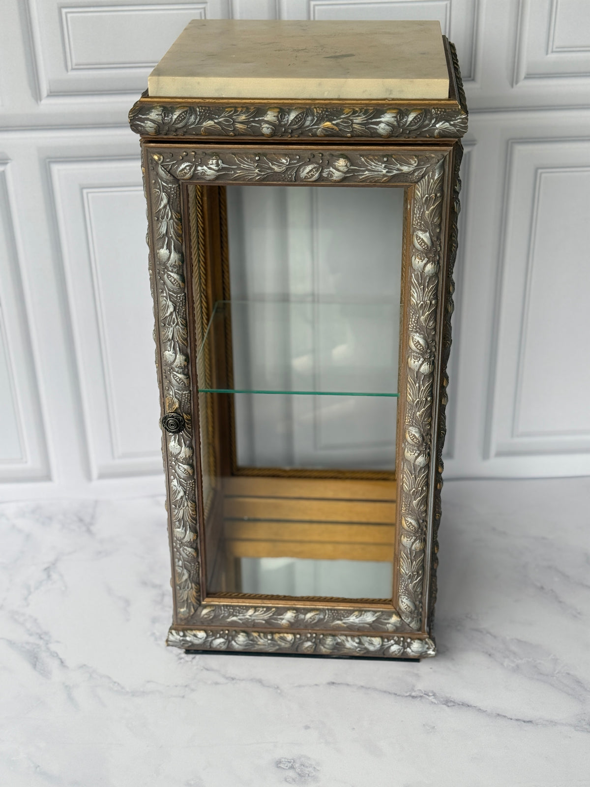 Vintage Ornate Glass Curio Cabinet with Marble Top & Mirrored Base – 20”