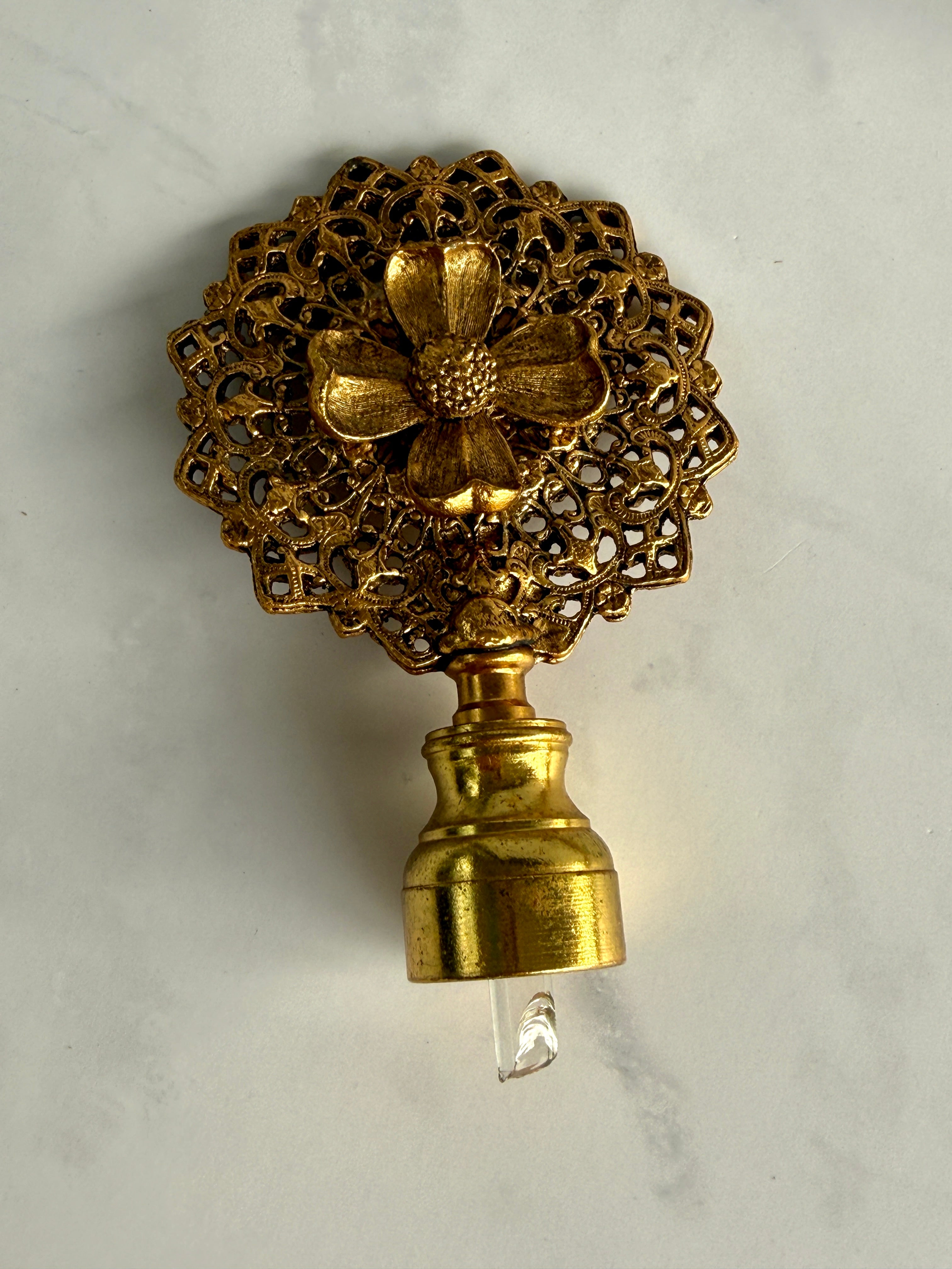 Vintage Gilt Filigree & Cut Glass Perfume Bottle – Ornate Floral Stopper