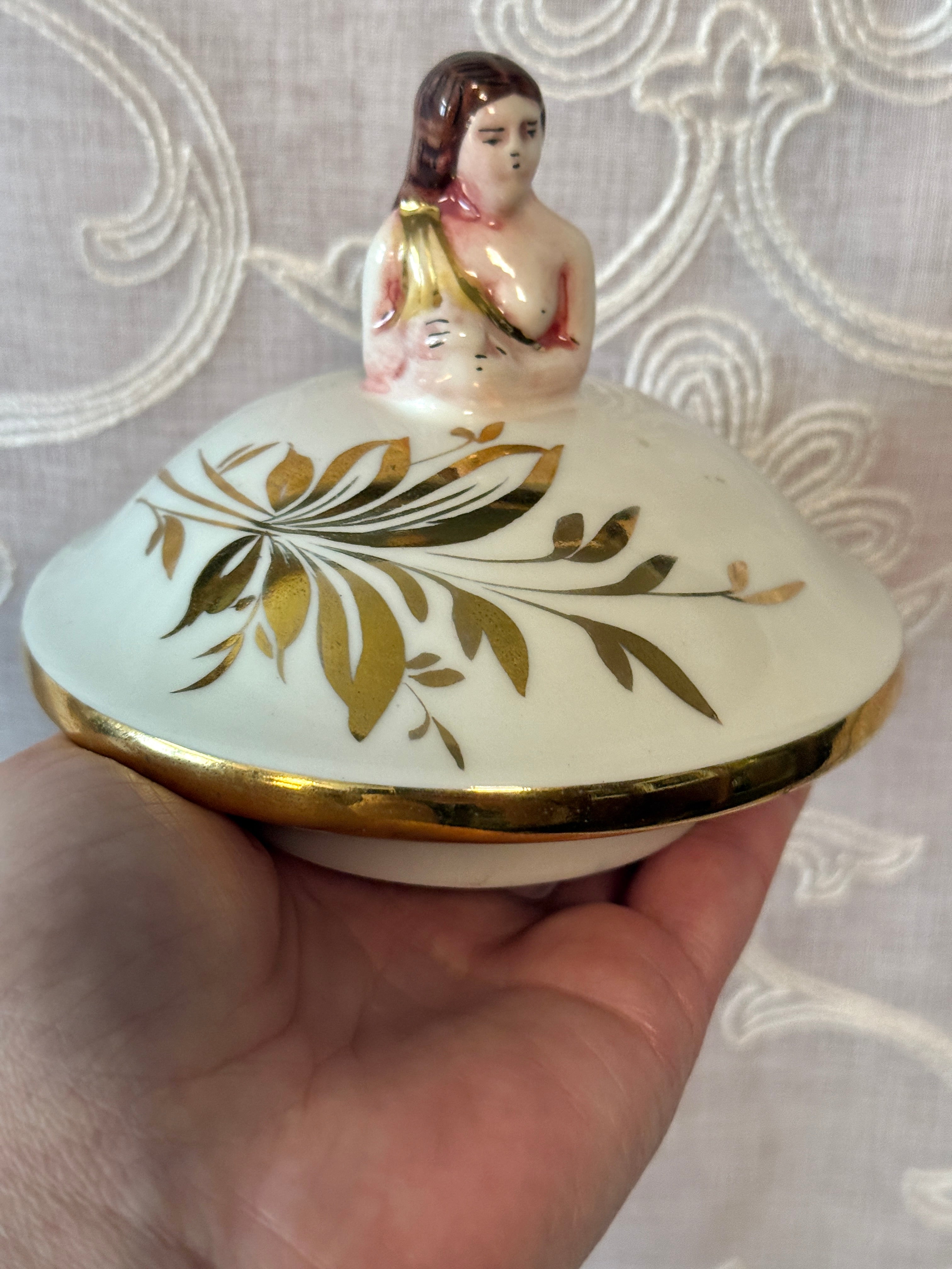 Vintage Italian Capodimonte Rococo Porcelain Lidded Urn – 20"