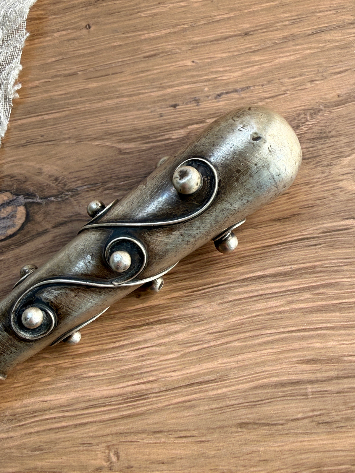 Antique Sterling Silver Parasol Handle with Pale Natural Shaft – C