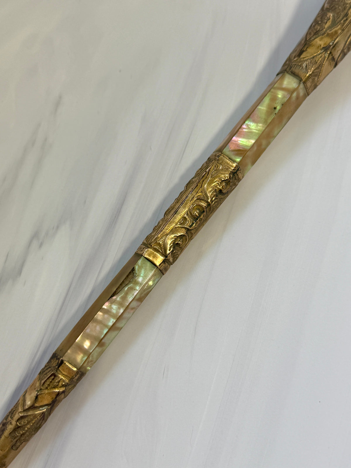 Antique Mother-of-Pearl & Ornate Gilt-Tone Parasol Handle – A1