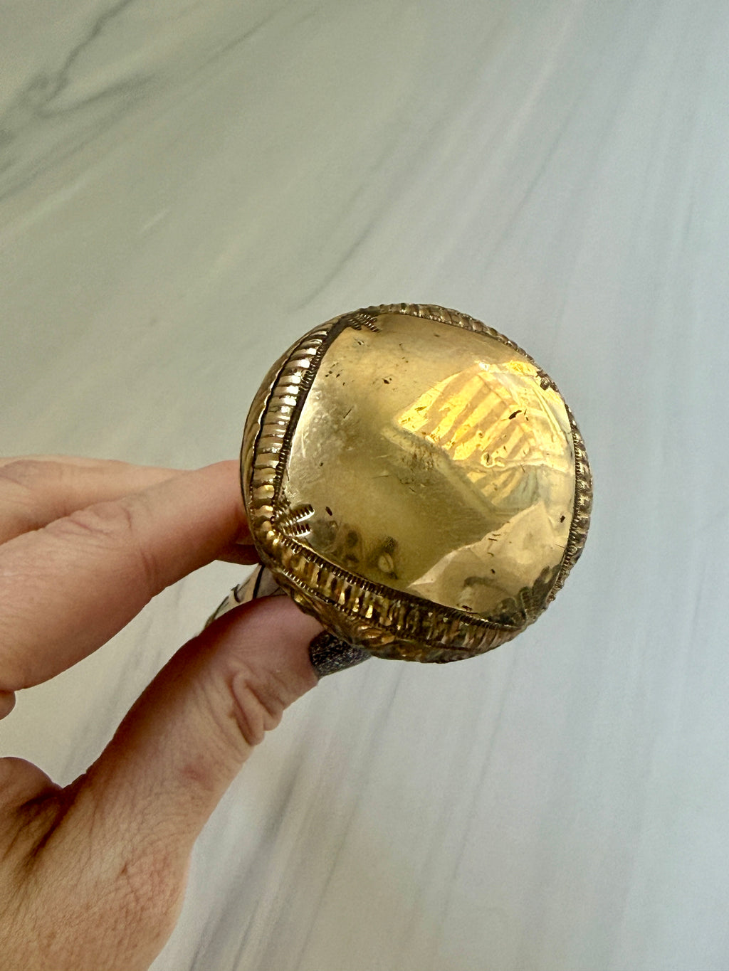 Antique Mother-of-Pearl Parasol Handle with Gilt-Tone Lattice Detail – A2