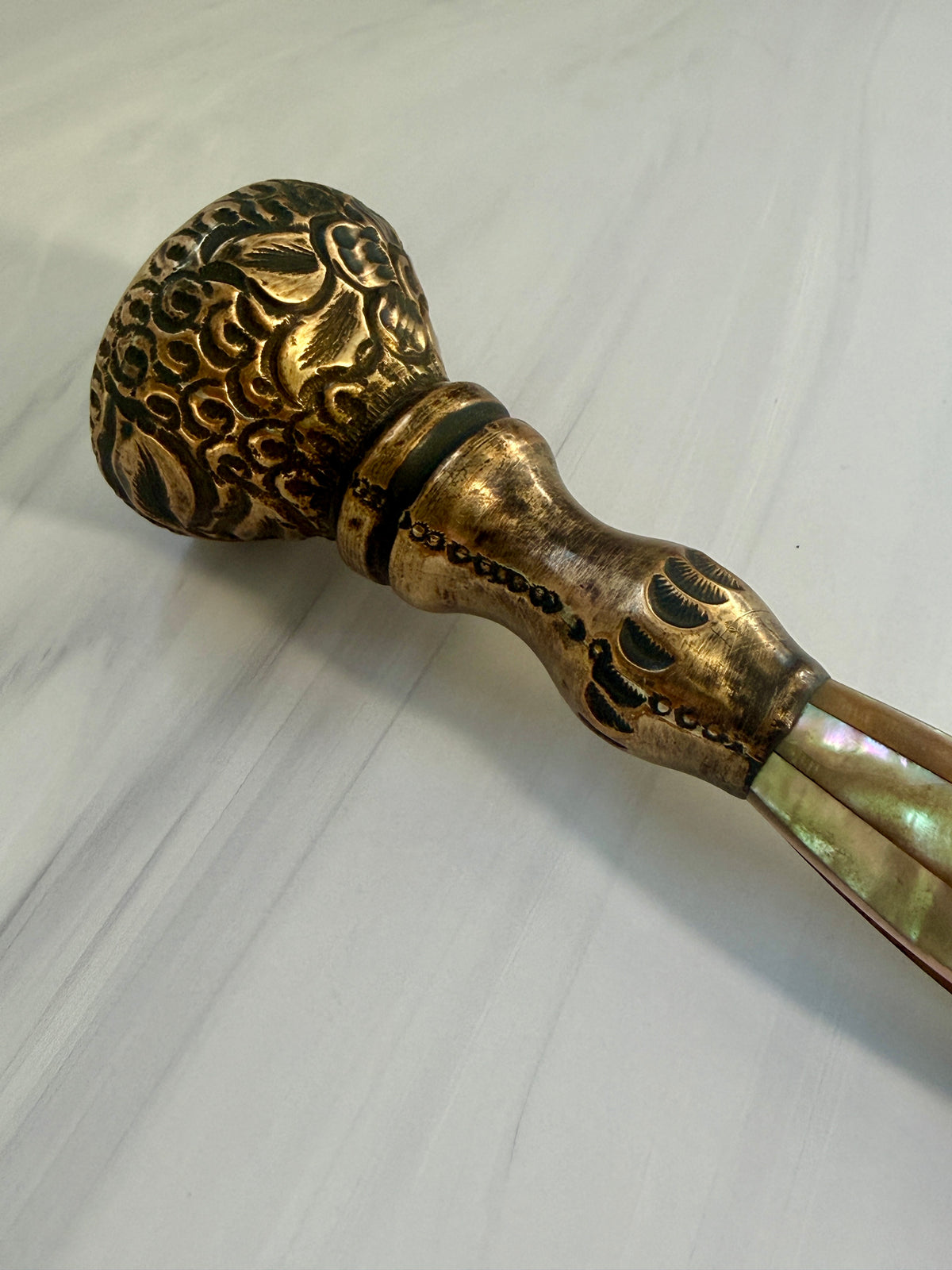 Antique Mother-of-Pearl Parasol Handle with Gilt-Tone Lattice Detail – A2