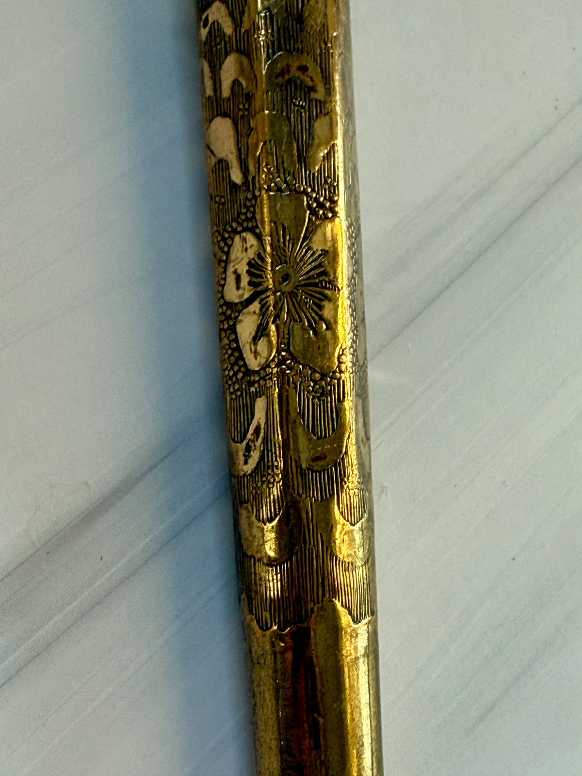 Antique Mother-of-Pearl Parasol Handle with Engraved Floral Metalwork – A5