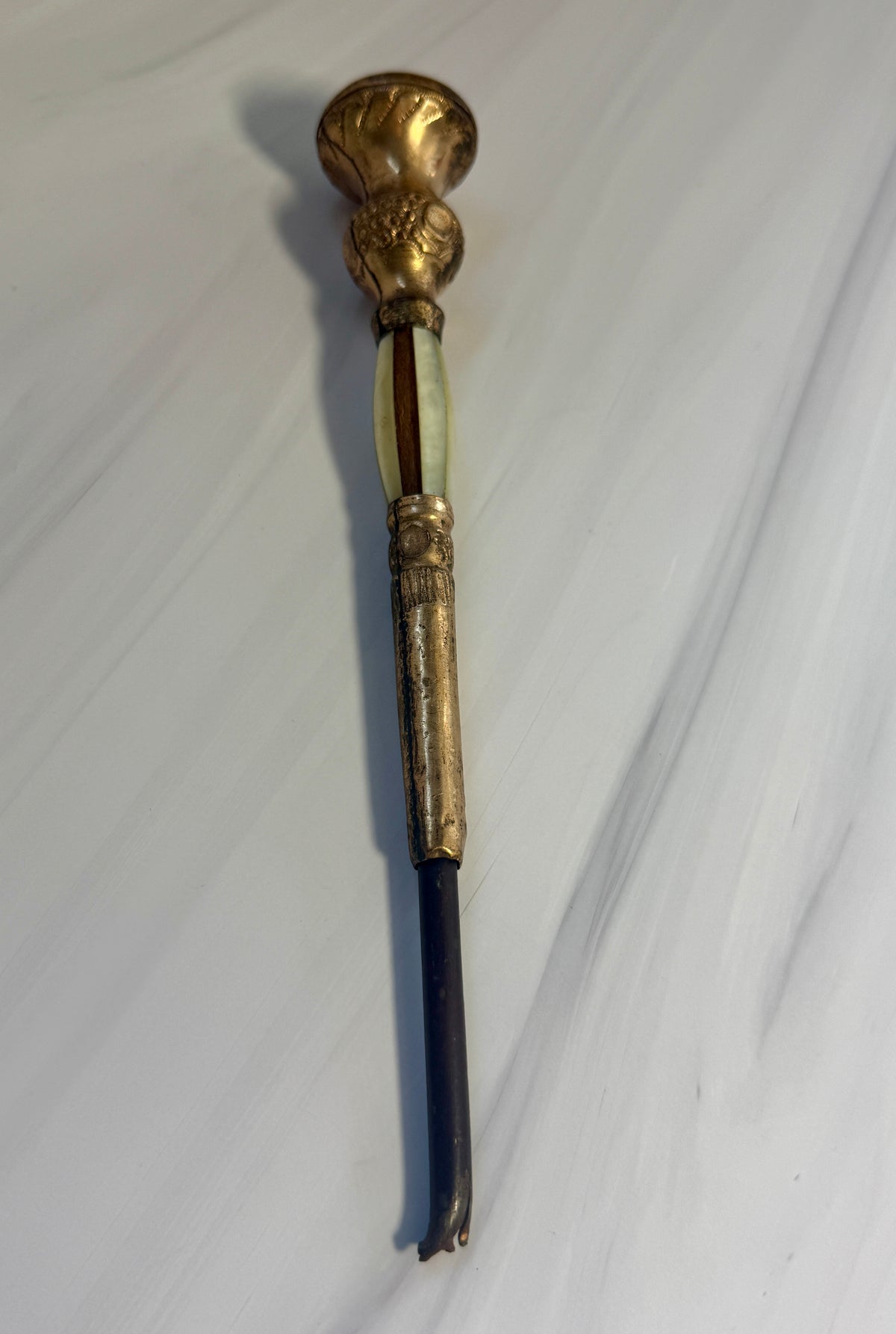 Antique Mother-of-Pearl Parasol Handle with Ornate Gilt-Tone Top – A6