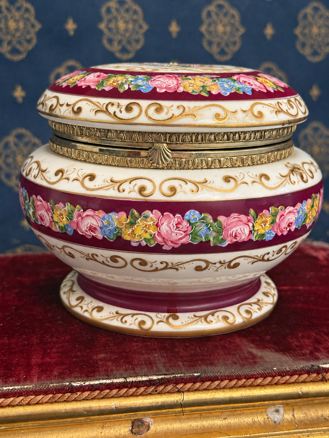ACE Decor De Paris Floral Porcelain Hinged Box — Circa 1920s